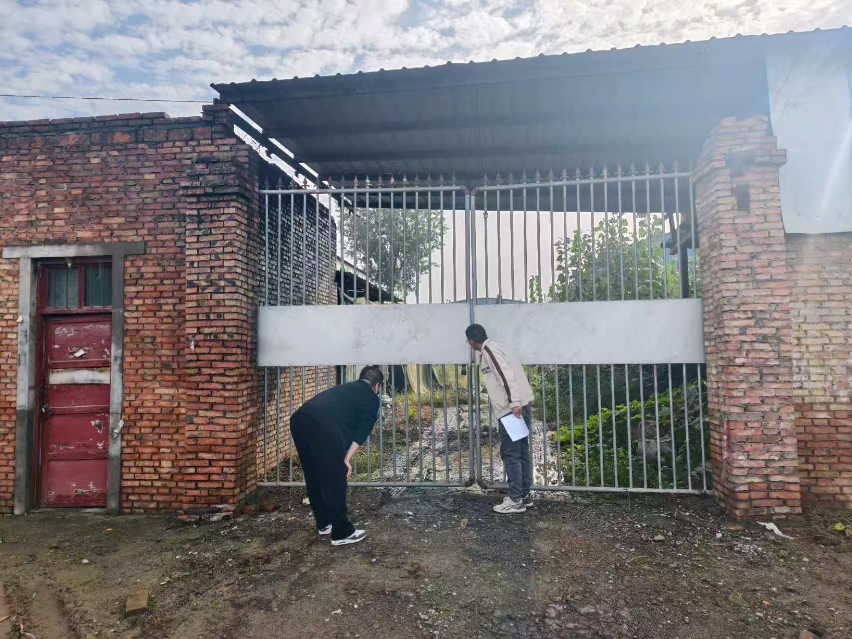 1760598476030004479.jpg 1760598476030004479.jpg