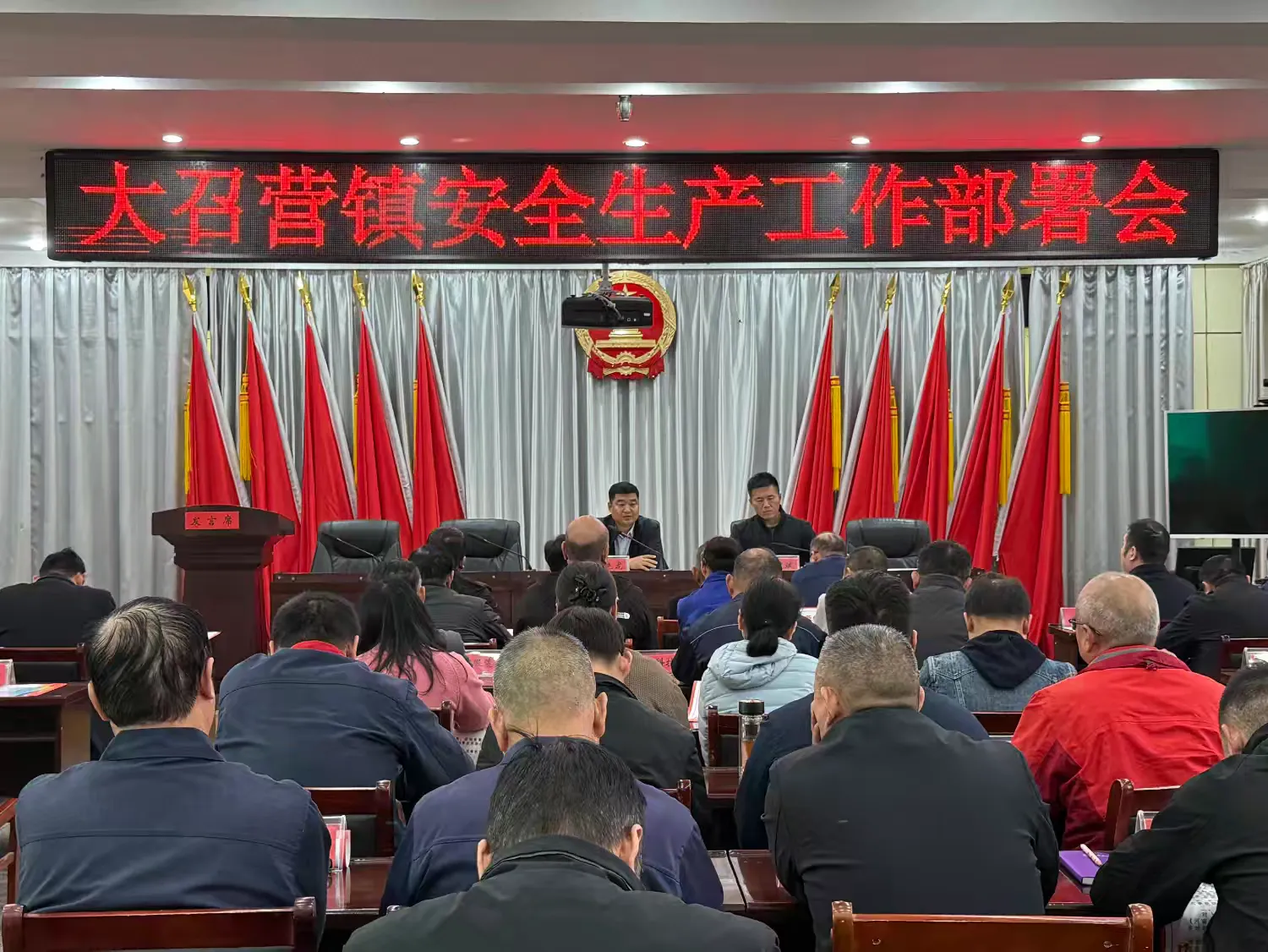 1762306958342087489.jpg 1762306958342087489.jpg